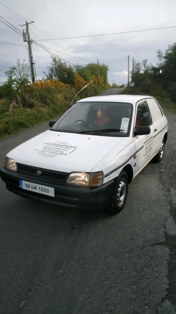 1992 TOYOTA STARLET VAN - Image 2