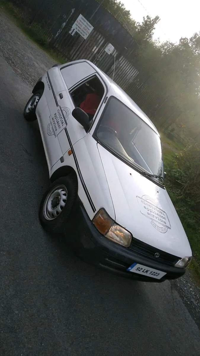 1992 TOYOTA STARLET VAN - Image 3