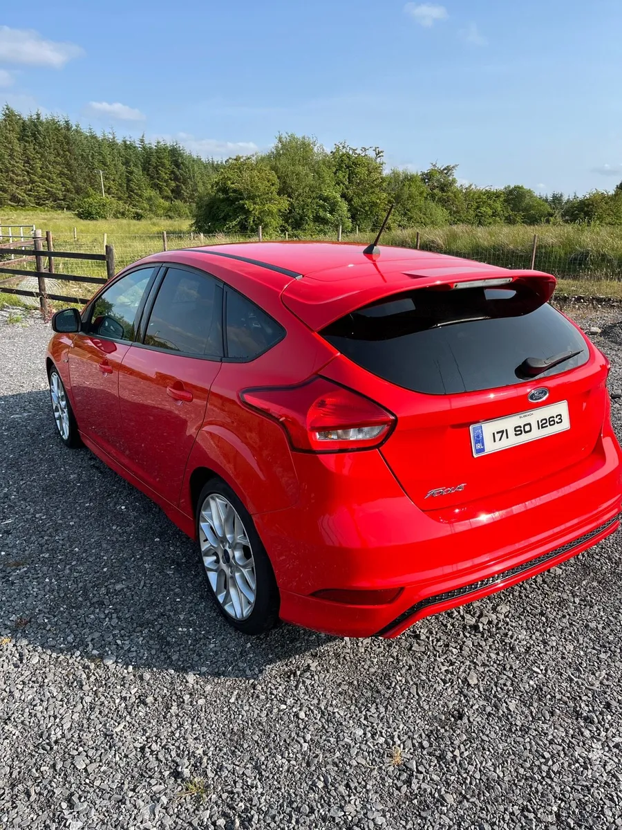 Ford Focus - Image 2