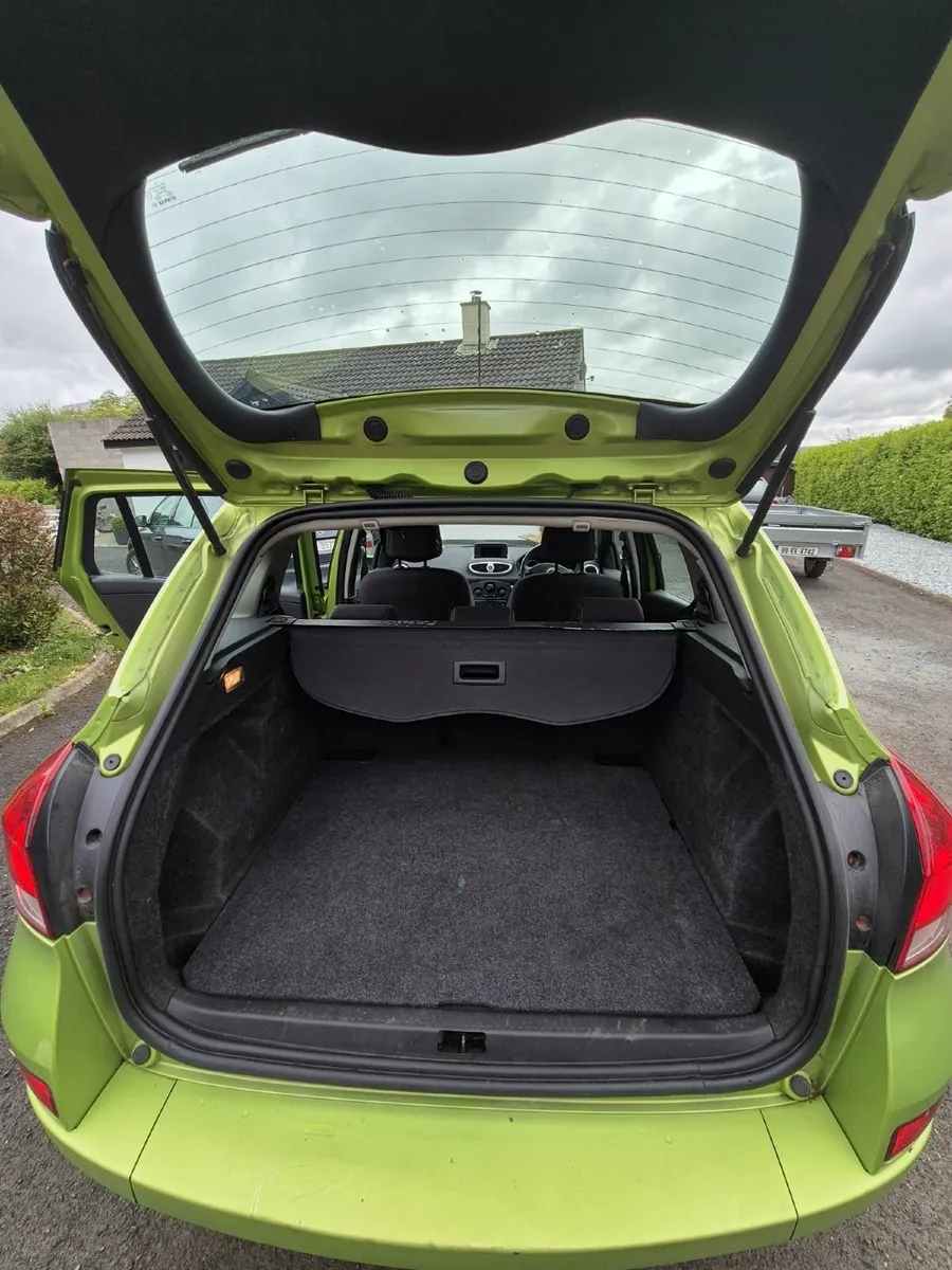 Renault Clio 2010 - Image 3