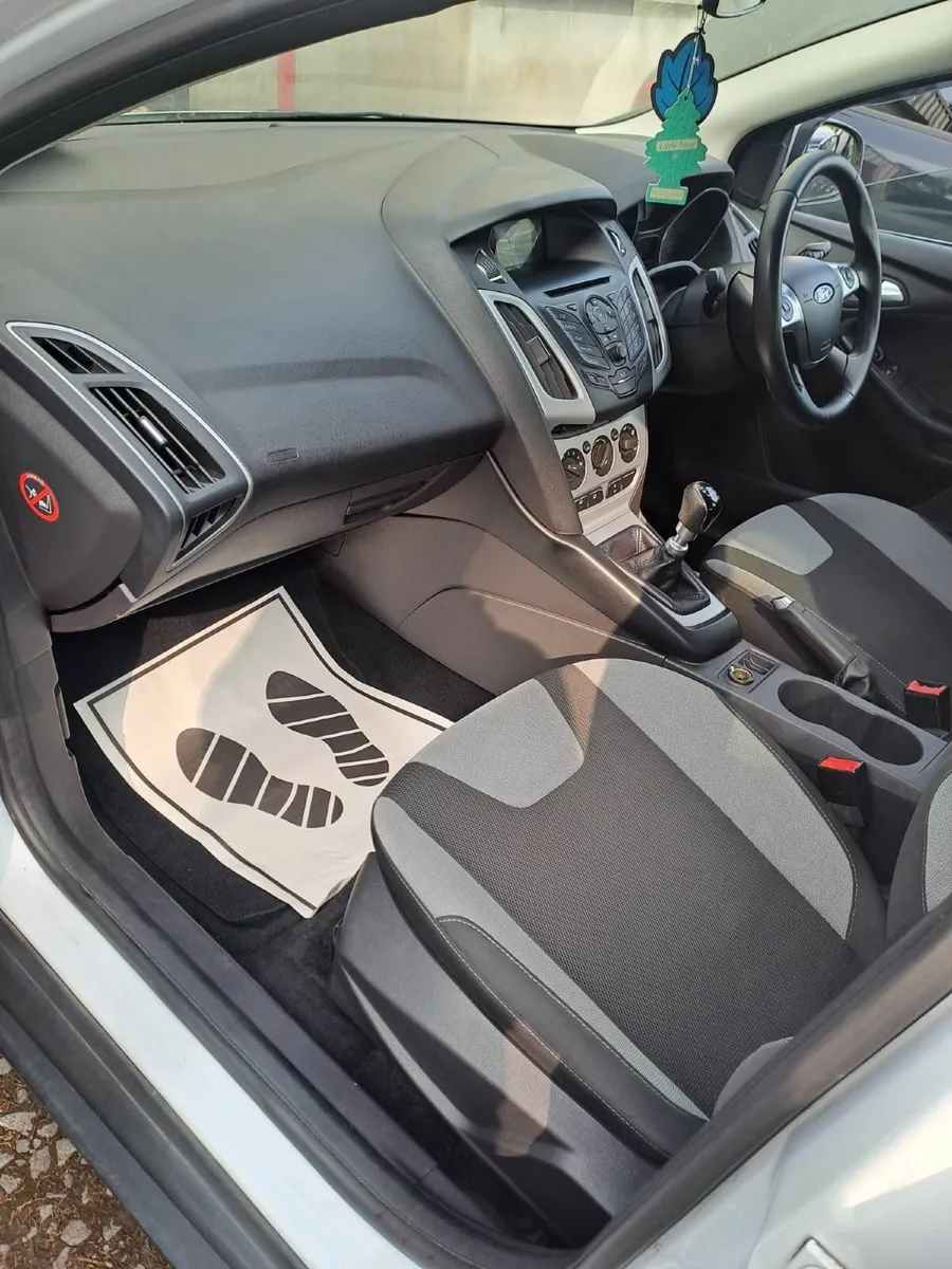 Ford Focus 2014 - Image 4