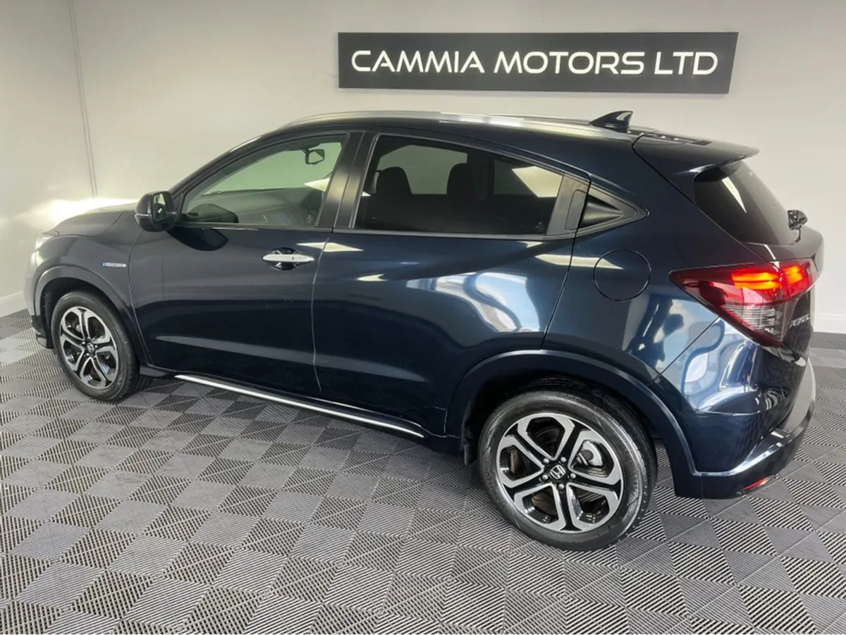 Honda Vezel  honda Vezel   low Mileage   keyless - Image 3