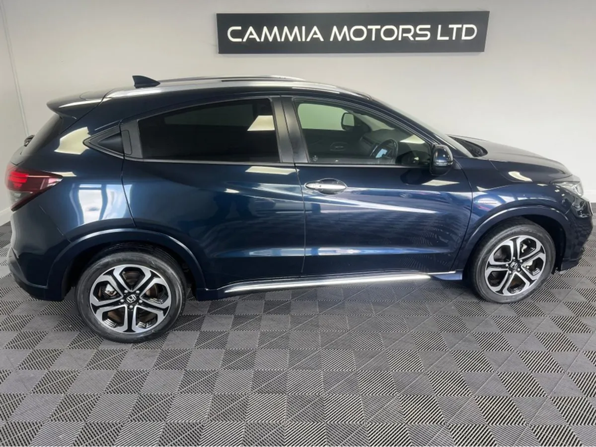 Honda Vezel  honda Vezel   hybrid   petrol Hybrid - Image 2