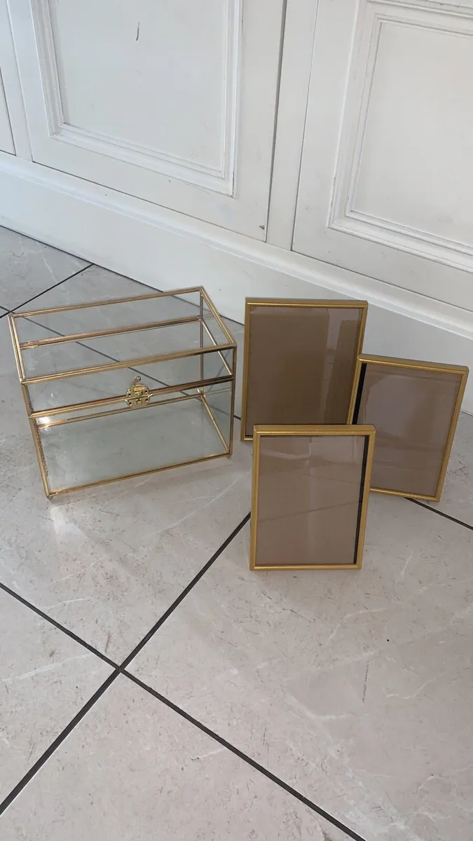 Wedding Cards Box & Matching Frames