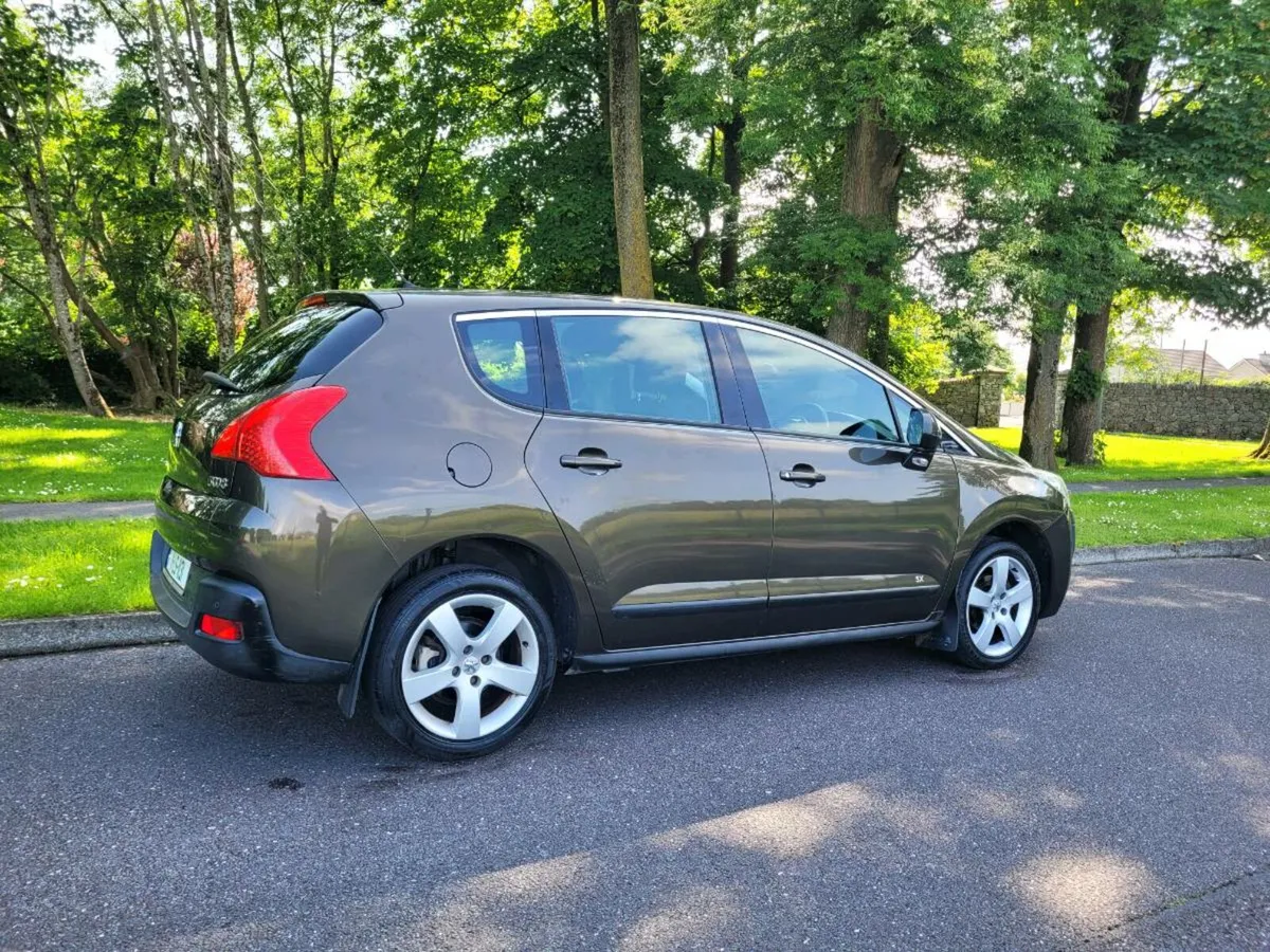 SPOTLESS 2011 PEUGEOT 3008 1.6 HDI. - Image 2