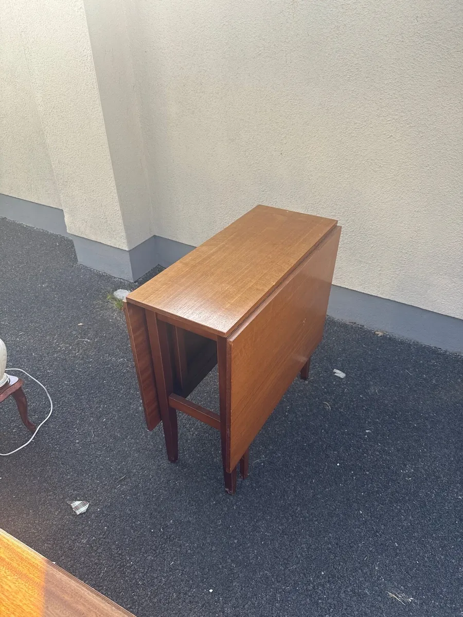 Folding table - Image 2