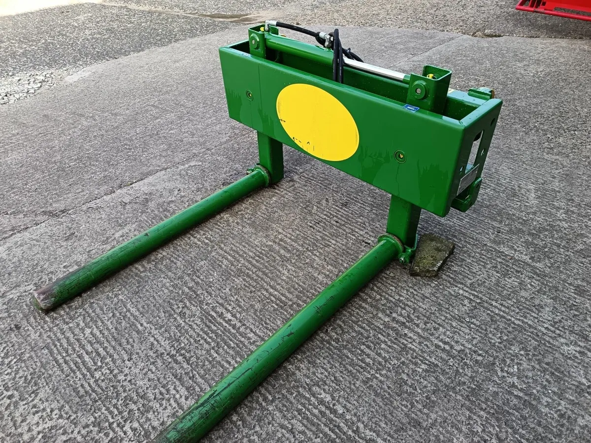 McHale bale handler - Image 1