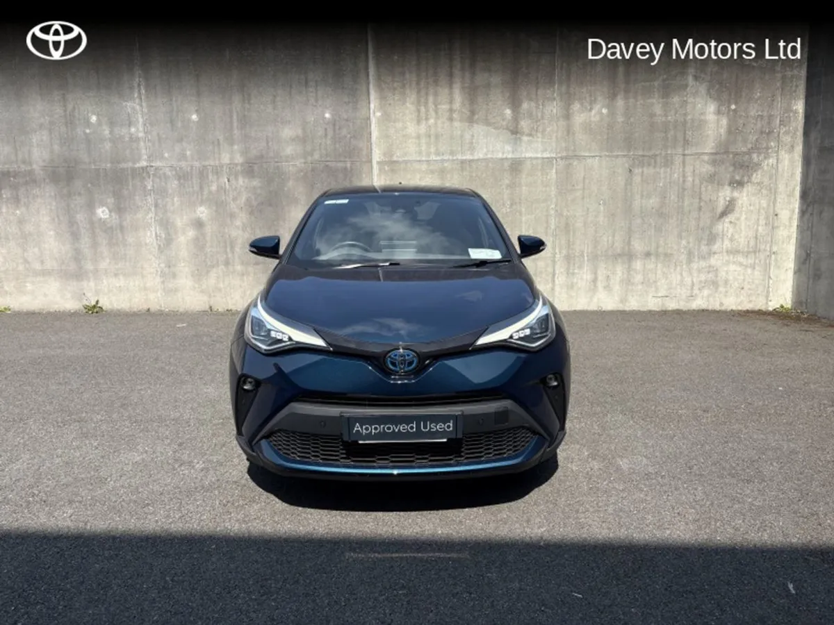 Toyota C-HR C-hr Hybrid SOL - Image 4