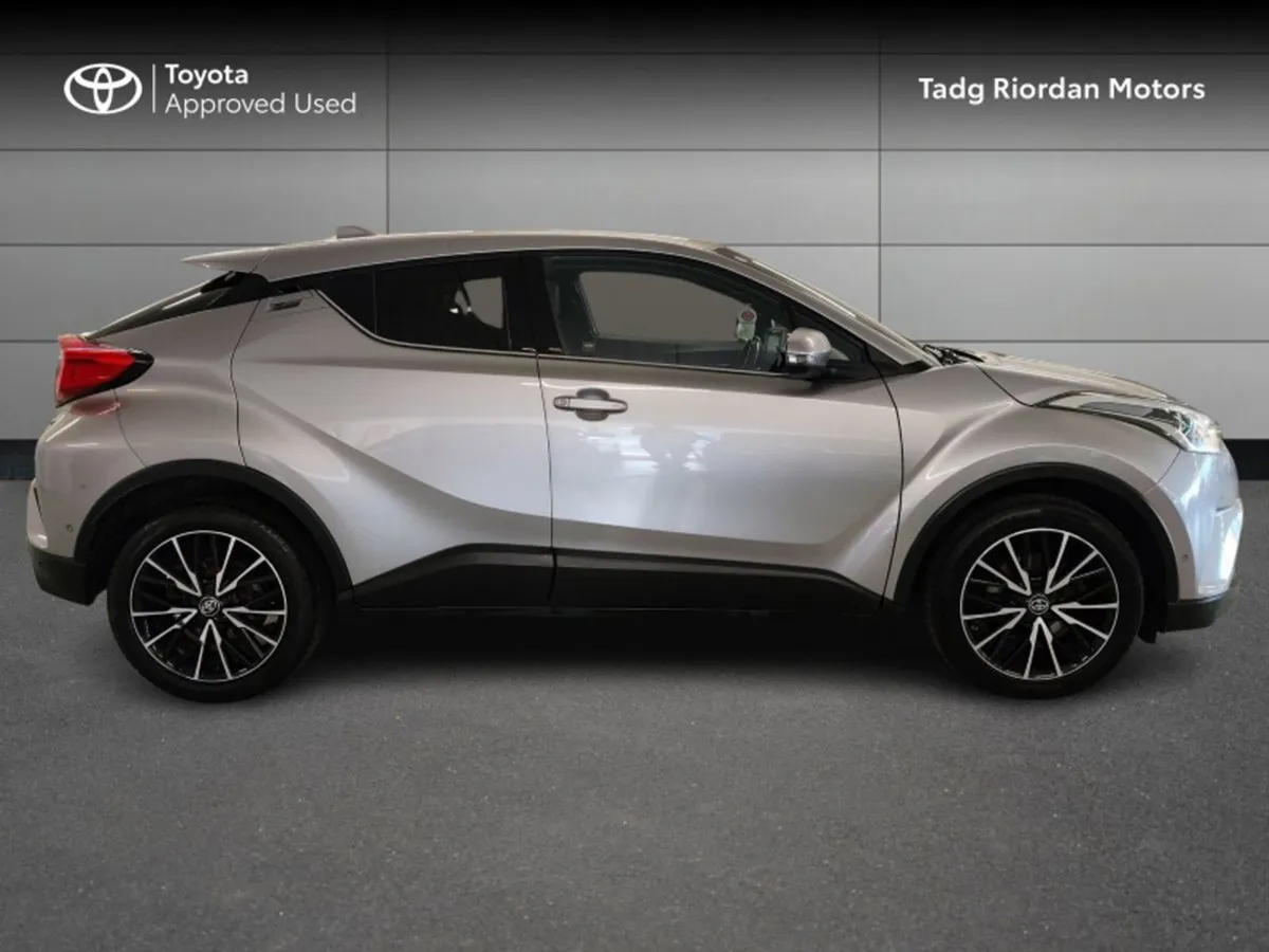 Toyota C-HR 1.2t SOL - Image 3