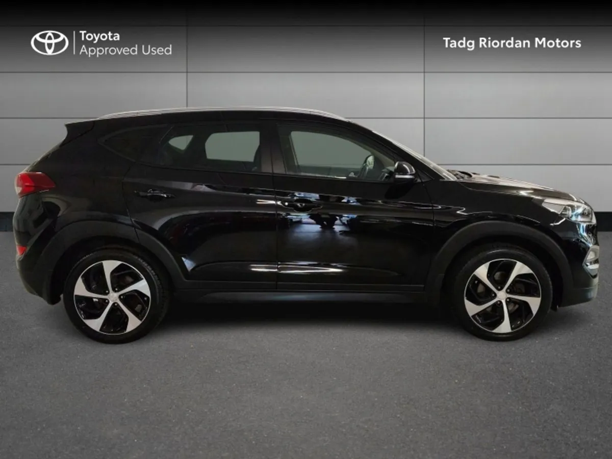 Hyundai Tucson Executive SE 5DR - Image 3