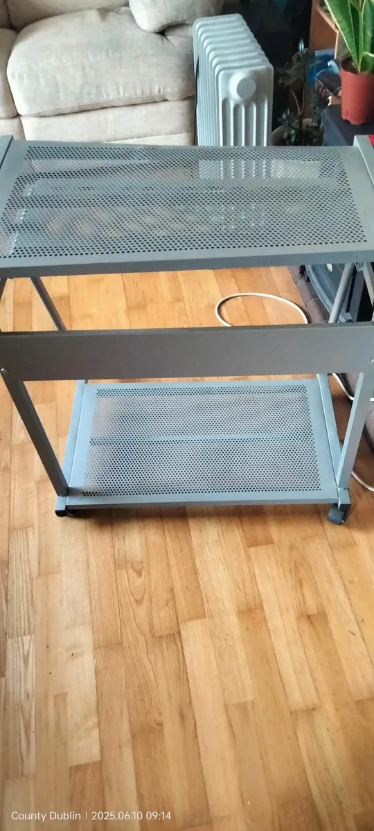 Metal Desk - Image 3