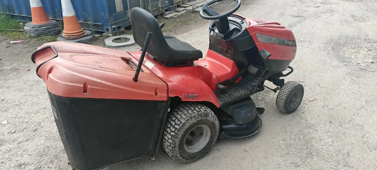 Mountfield ride on mower - Image 3