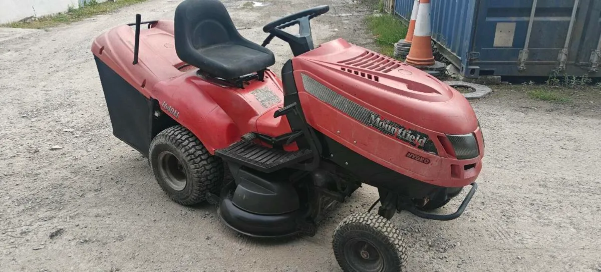 Mountfield ride on mower - Image 4