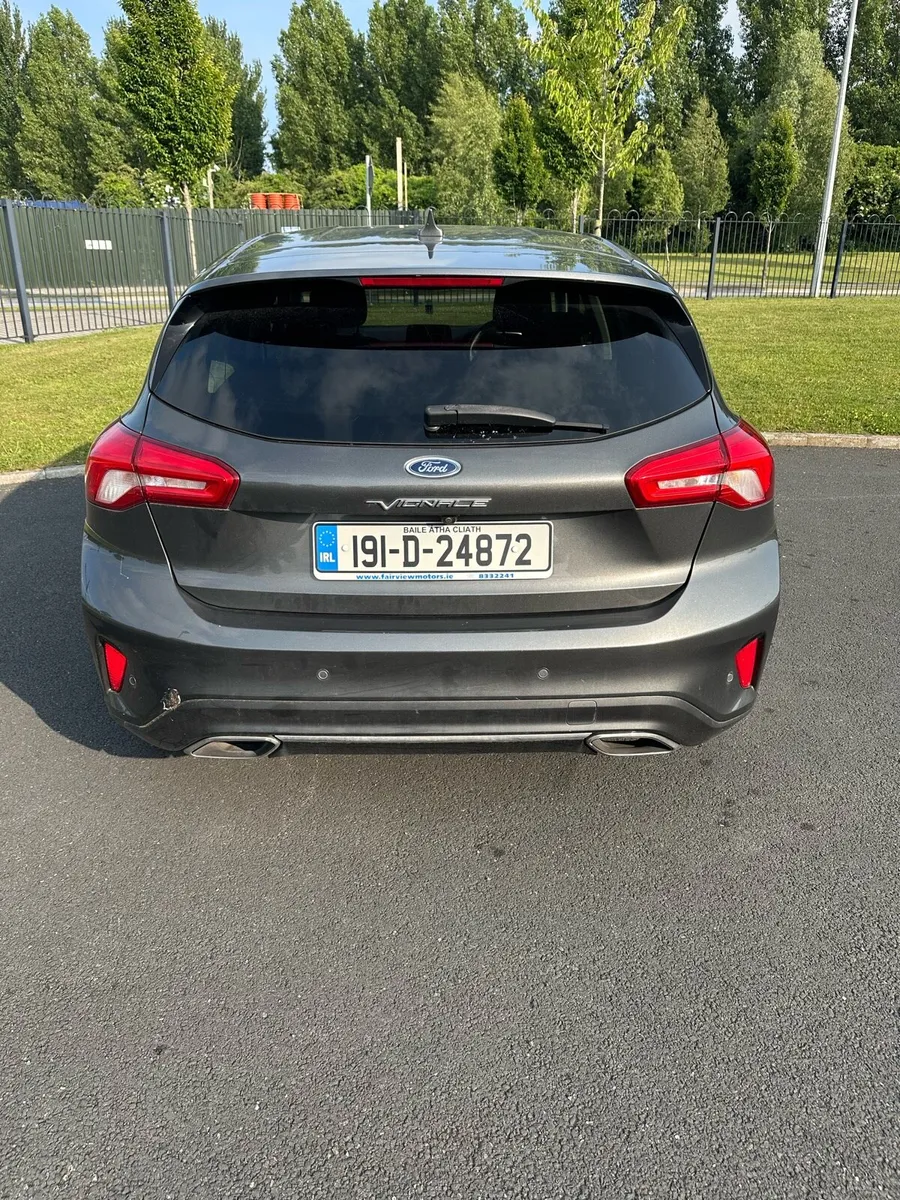Ford Focus Vignale - Image 4