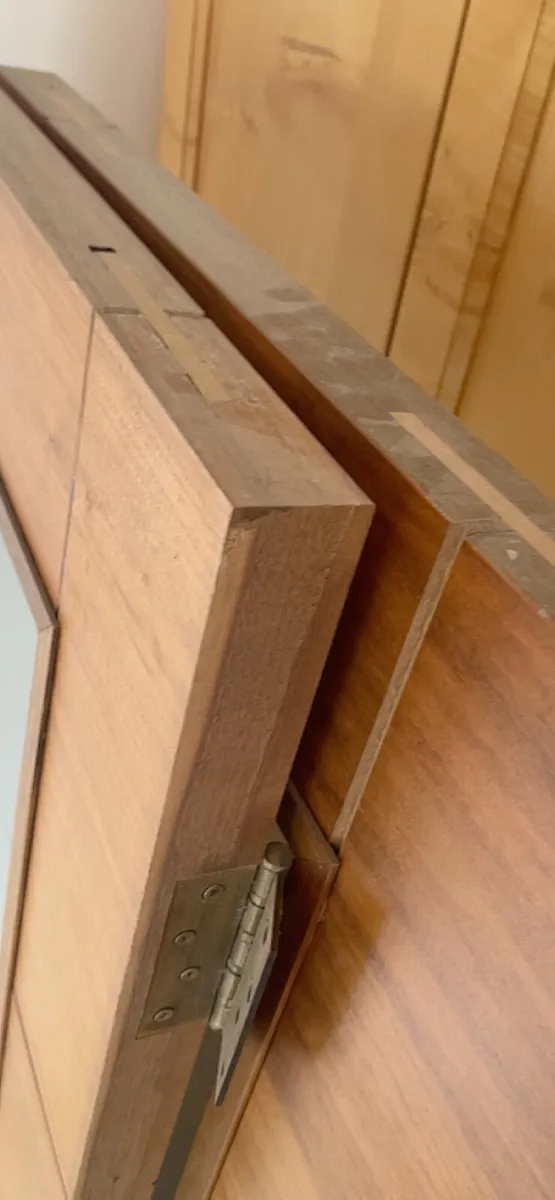 Double Doors - Image 4