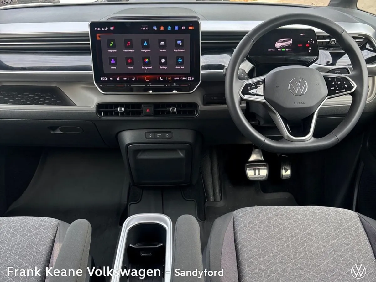 Volkswagen ID. Buzz LWB Style 86kwh 280BHP  demo - Image 2