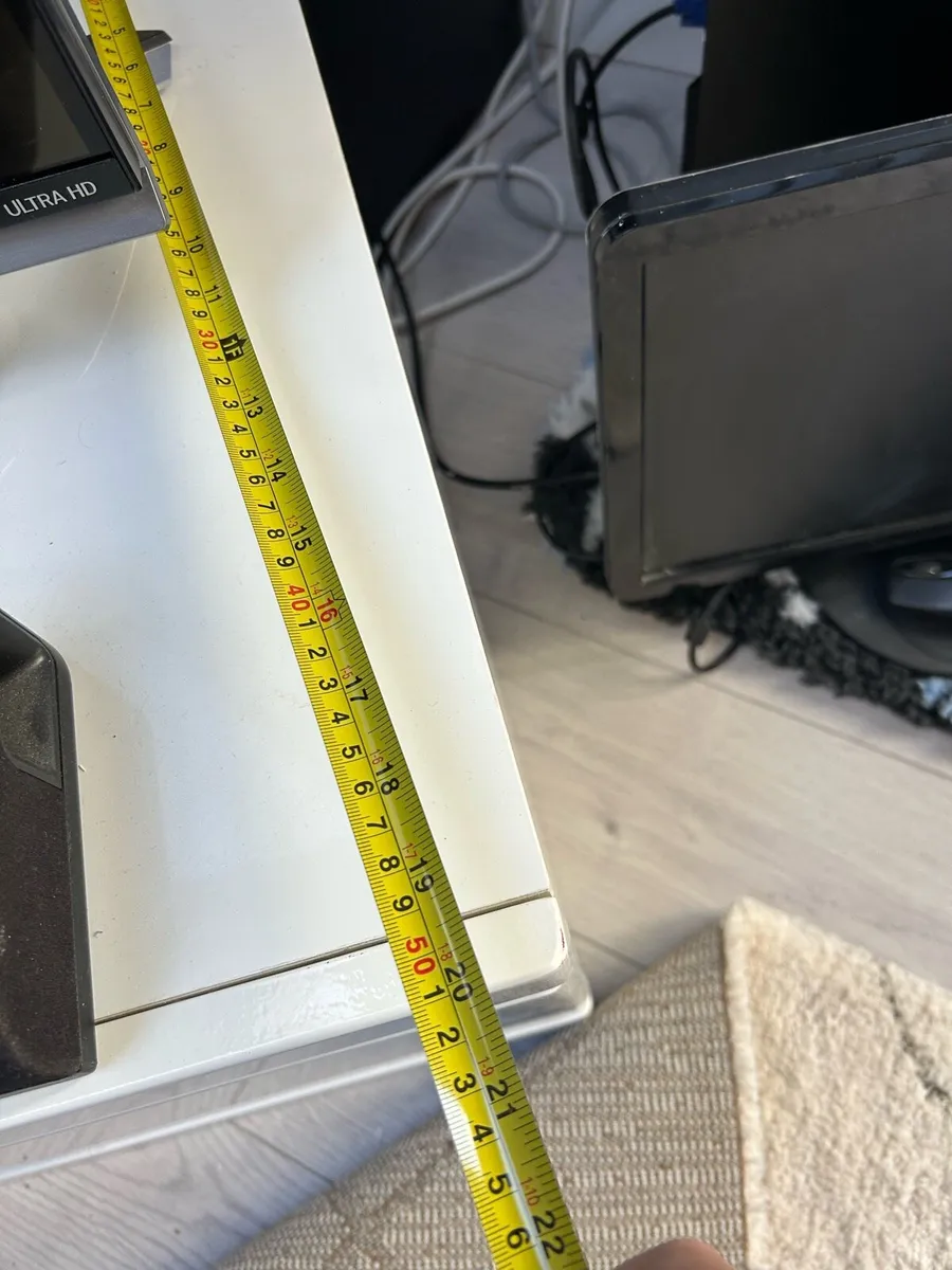 Tv stand - Image 2