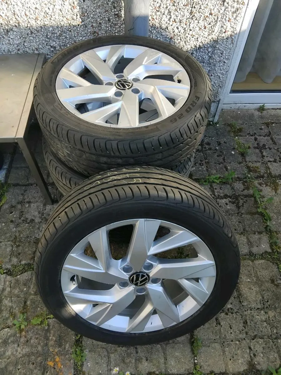 5x112 vw,alloys 95%tyres. - Image 2