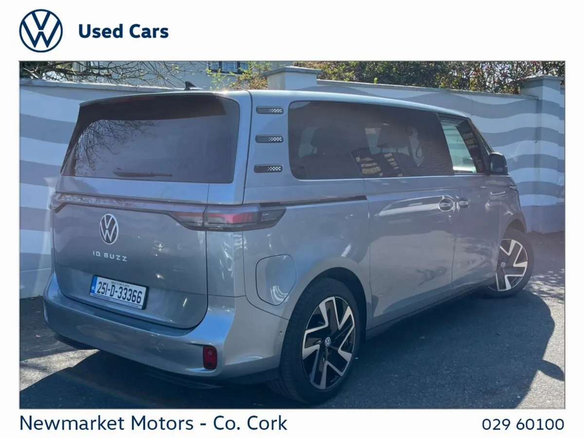 Volkswagen ID. Buzz 7 Seater Style 86kwh 280BHP L - Image 3