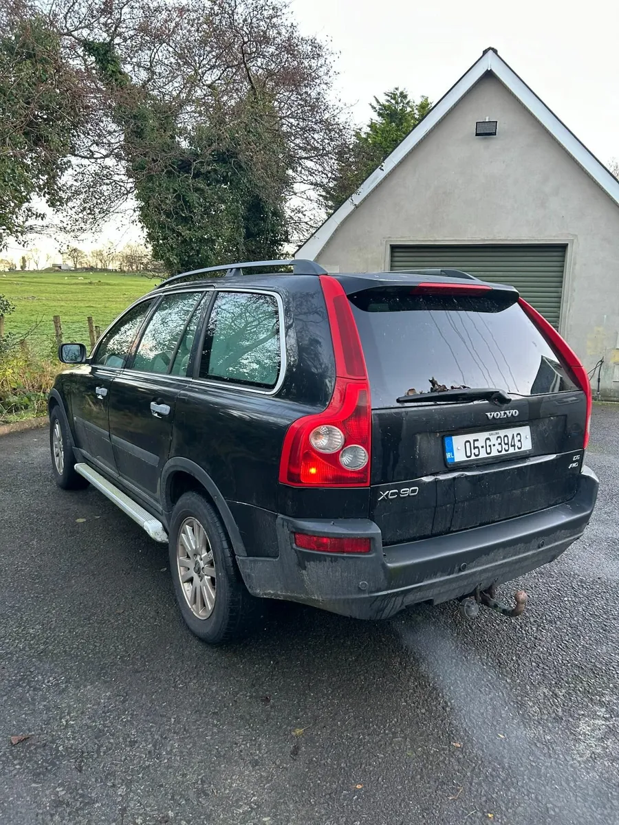 Volvo XC90 2005 - Image 1
