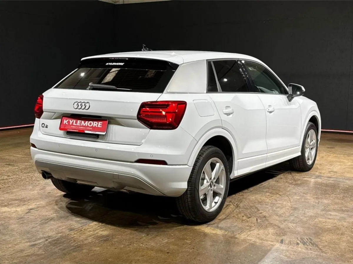 Audi Q2 1.0 Tfsi Automatic - Reverse Camera - Image 3
