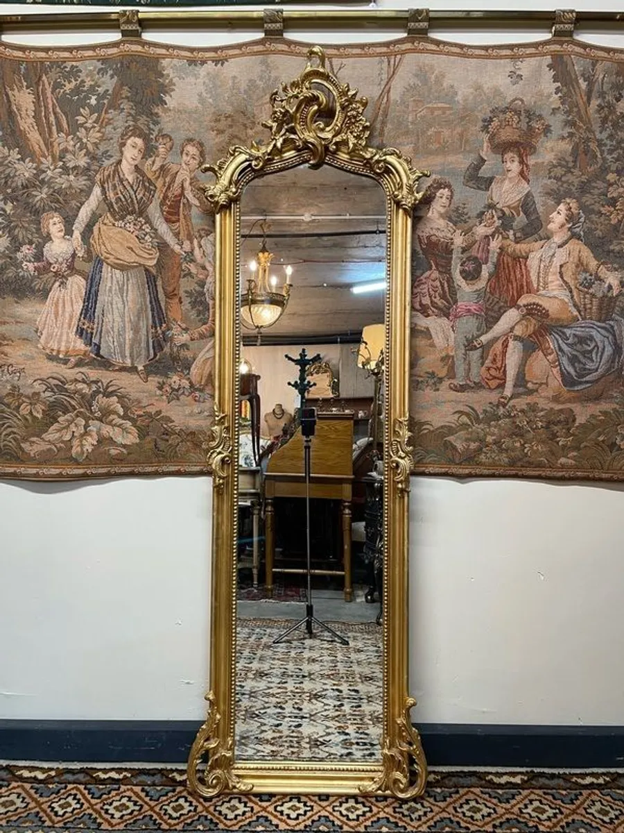 Beautful Long & Narrow Gilt Wood Panel Mirror. - Image 1