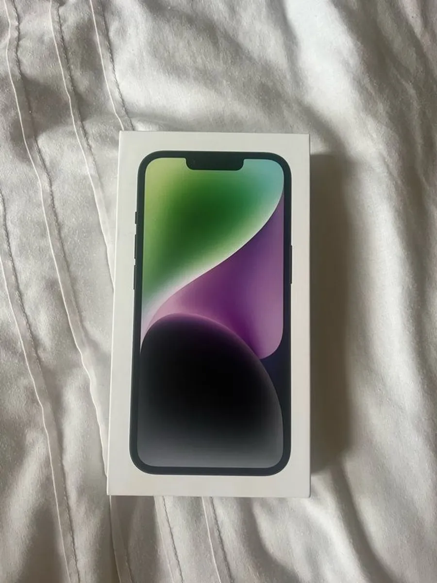 iPhone 14 - Image 4