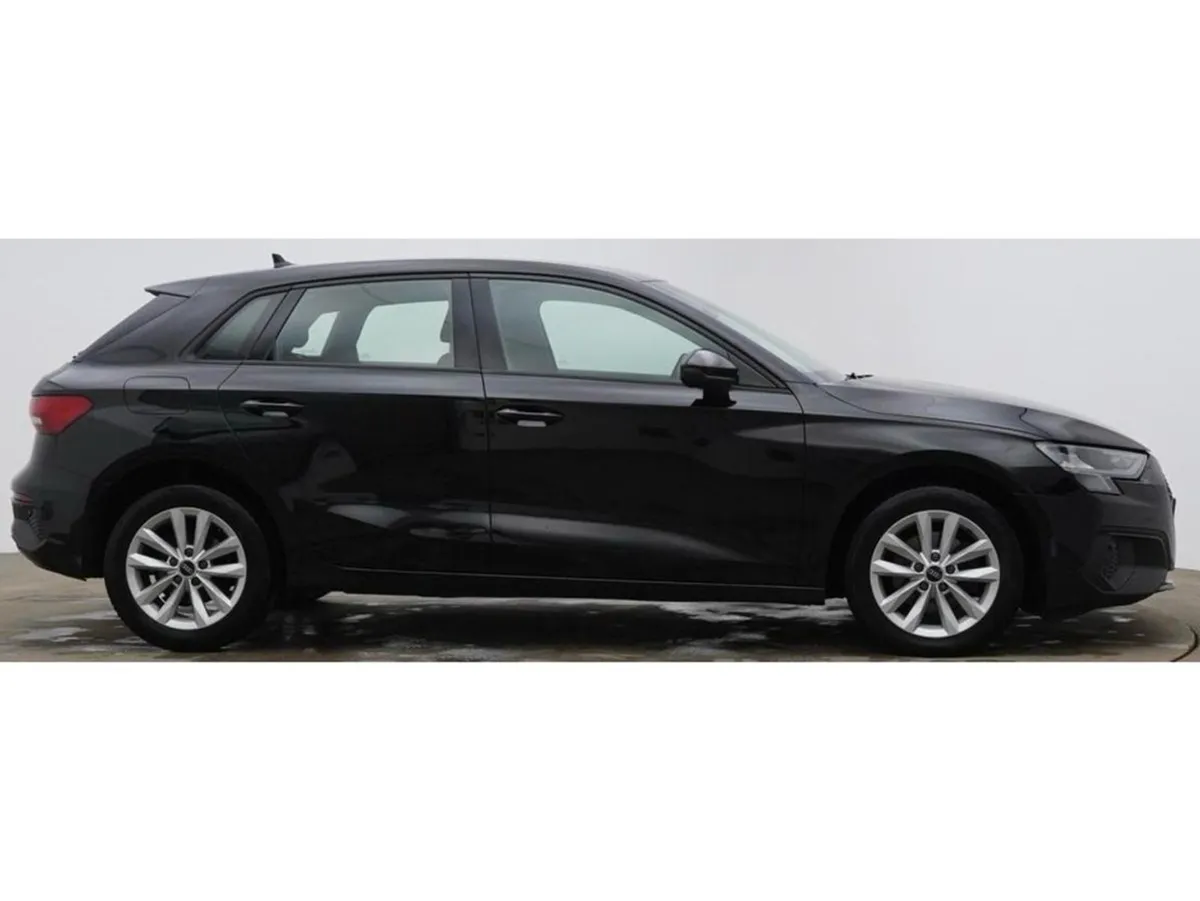 Audi A3 Technik 35 TDI S-A - Image 2