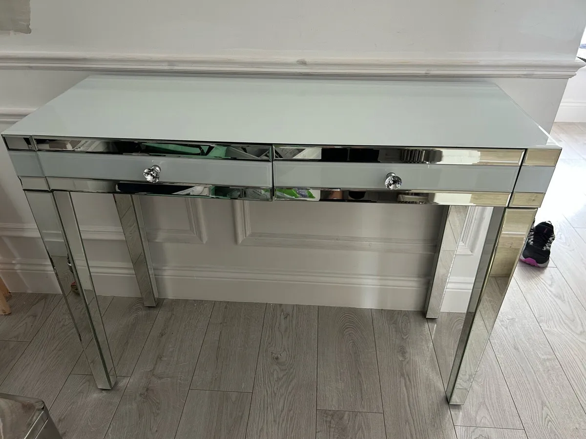Console/vanity desk - Image 2