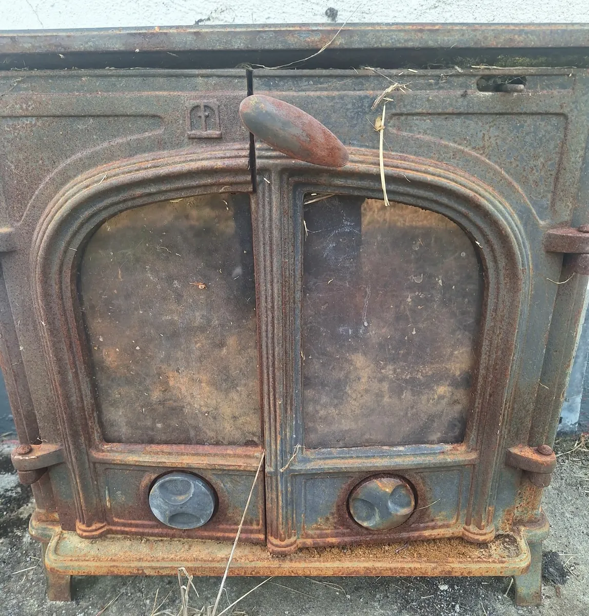 Cast Iron Solid Fuel Stove - Image 2