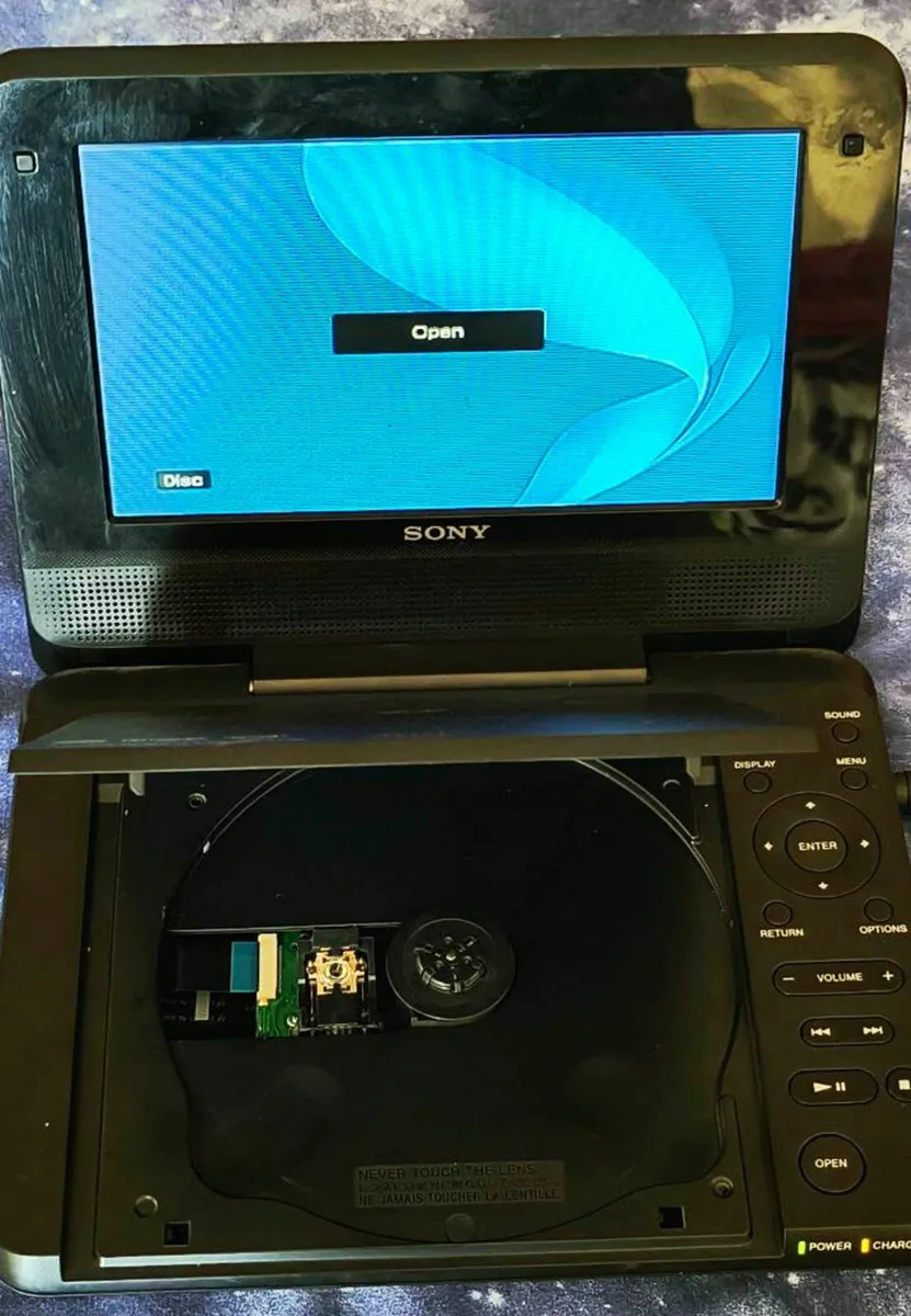 Sony Portable DVD Player with USB Port - Image 4