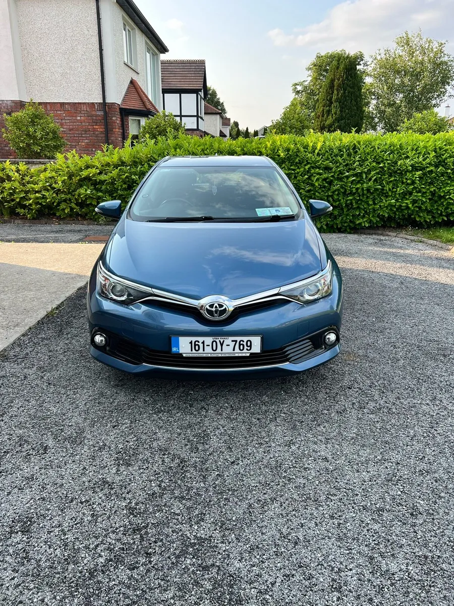 Toyota Auris - Image 1
