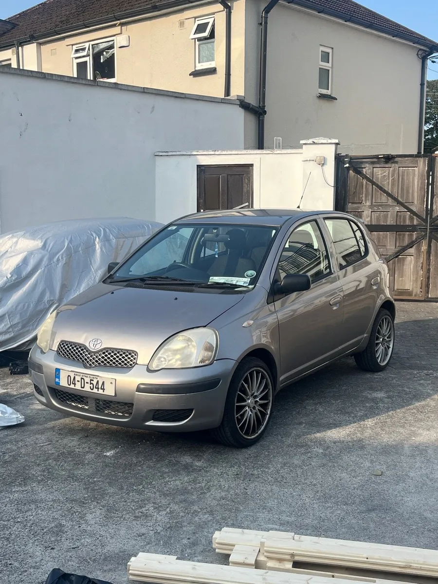 Toyota Yaris - Image 1