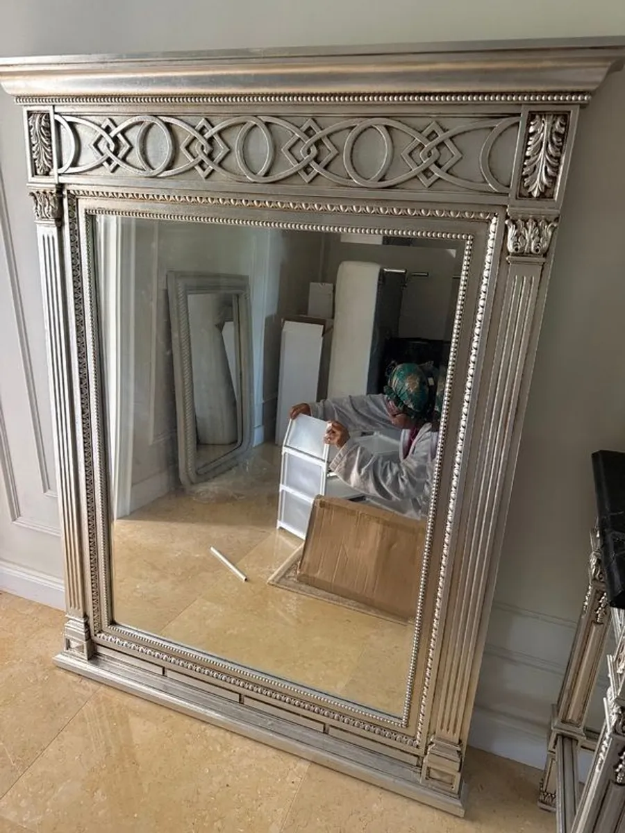 Mirror - Image 1