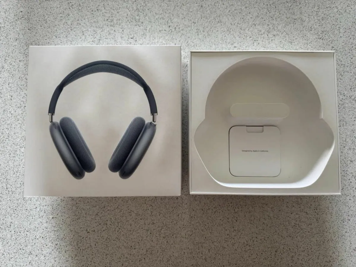 2024 Apple AirPods Max in Blue (Gen 2, USB C) - Image 3