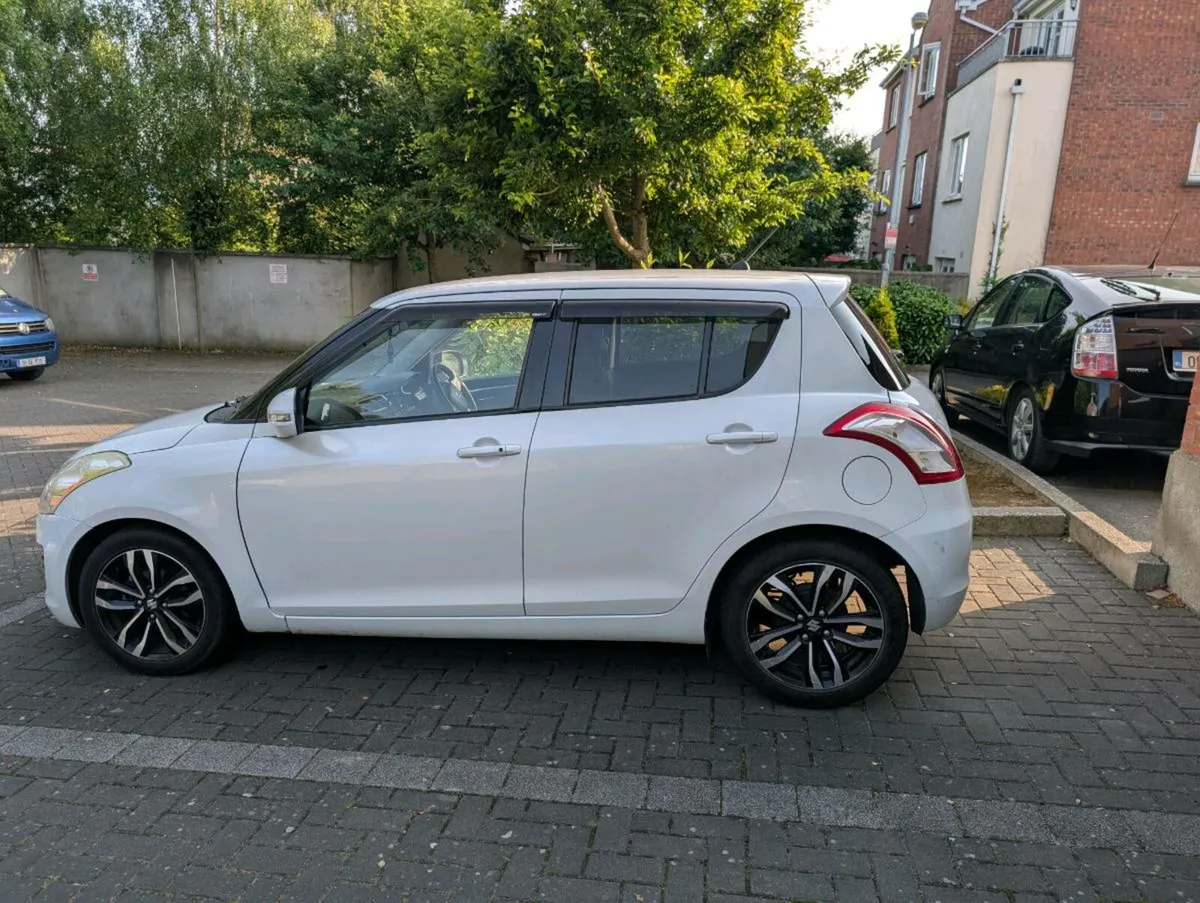 Suzuki Swift Automatic 2015 - Image 3