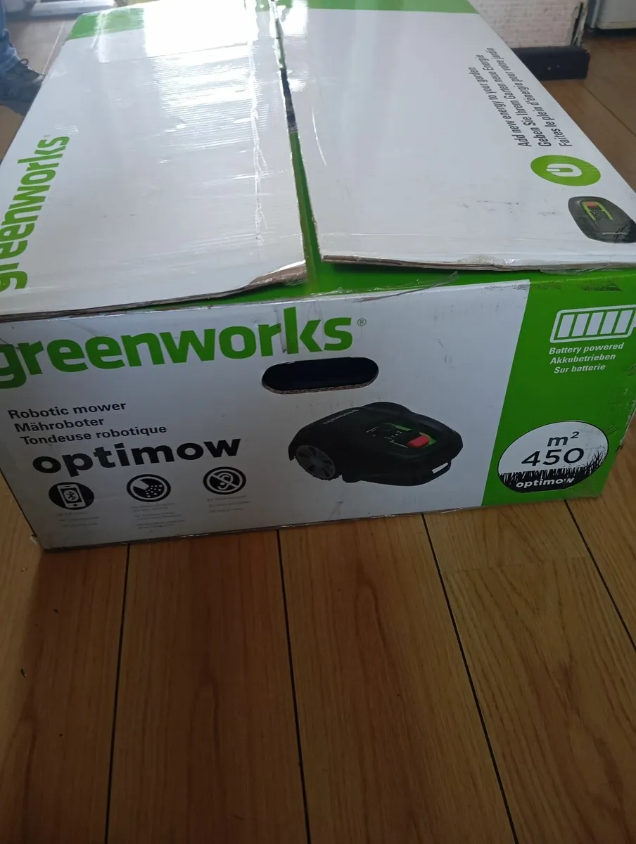 Greenworks robotic mower - Image 4