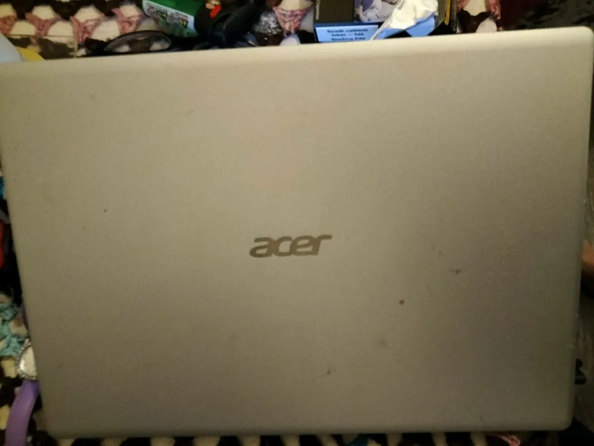 Laptop - Image 2