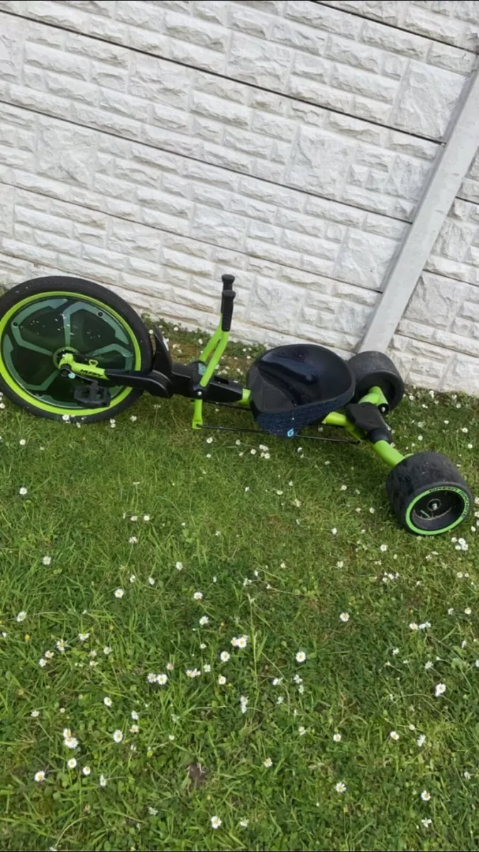 Green  machine - Image 2