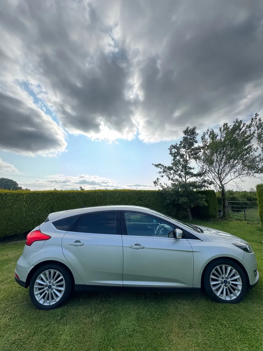 Ford Focus 2017 - Image 3