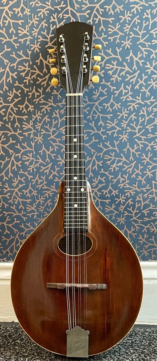 Gibson A Mandolin - Image 1