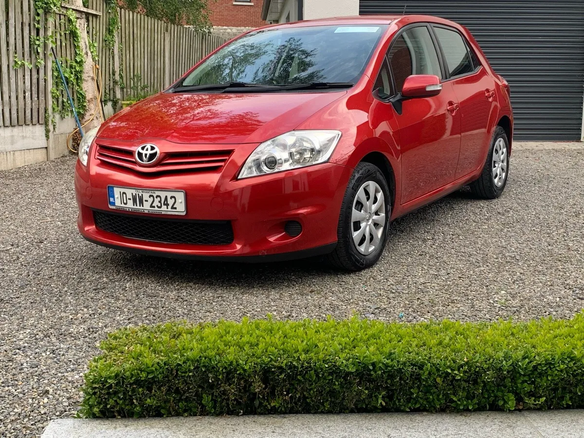 Toyota Auris: ONE OWNER | Low Mileage - Image 1