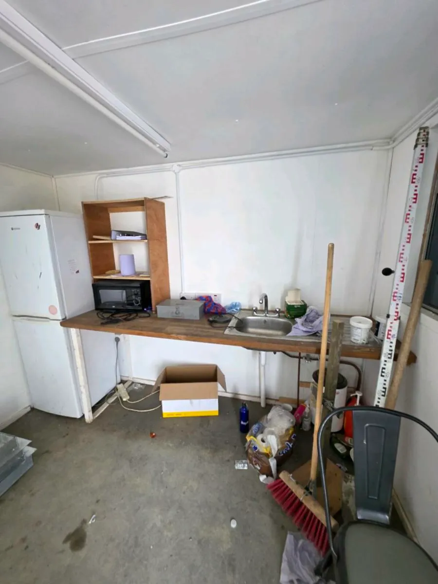 20FTX10FT Canteen - Image 4