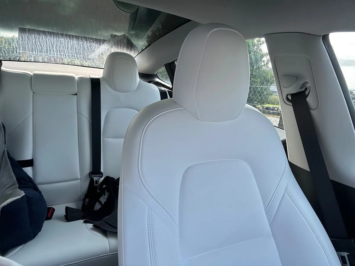 Tesla Model 3 2022 - Image 1
