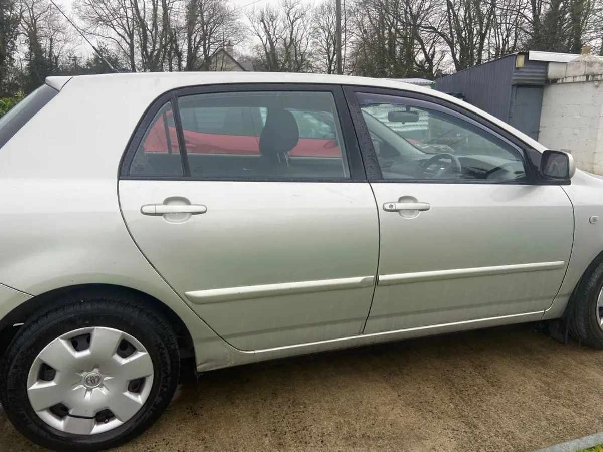 Toyota corolla e12 - Image 4