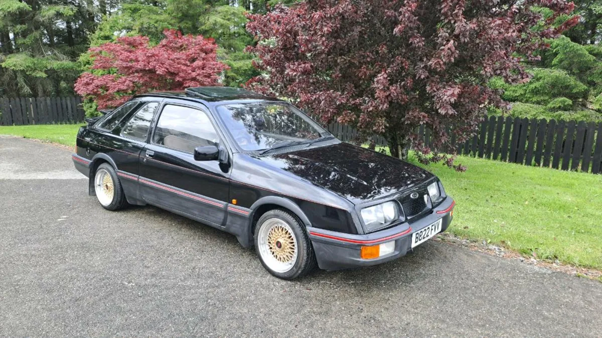Ford  sierra  xr4i - Image 1