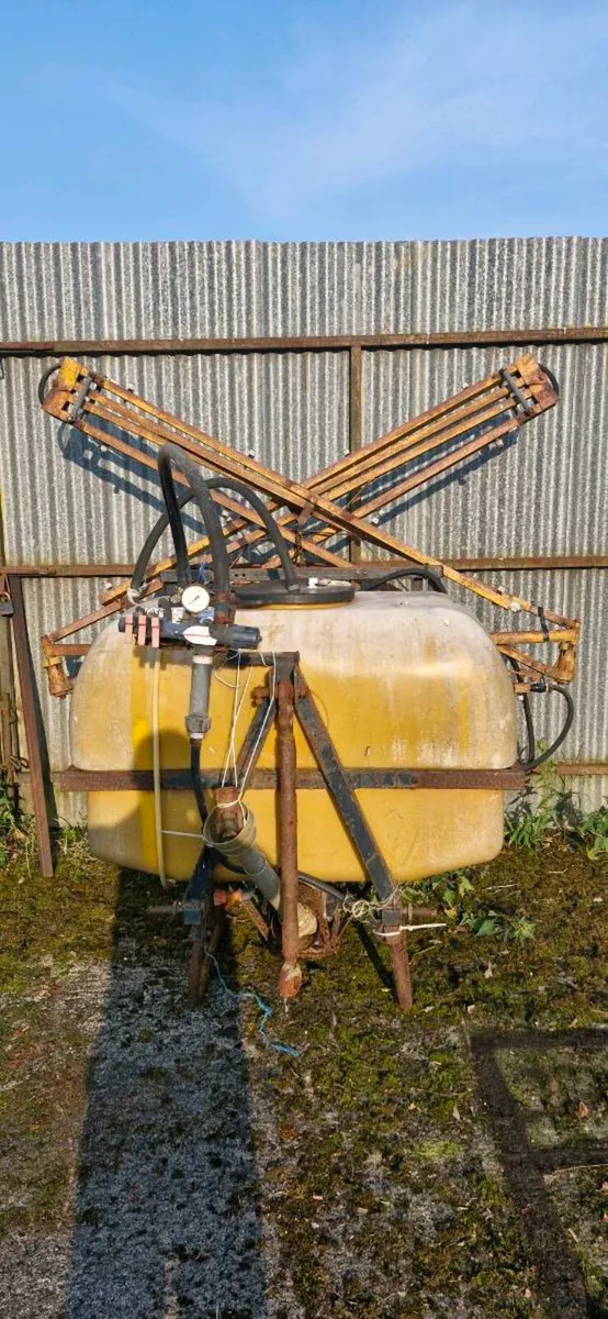 Sprayer, trailer, cab - Image 1
