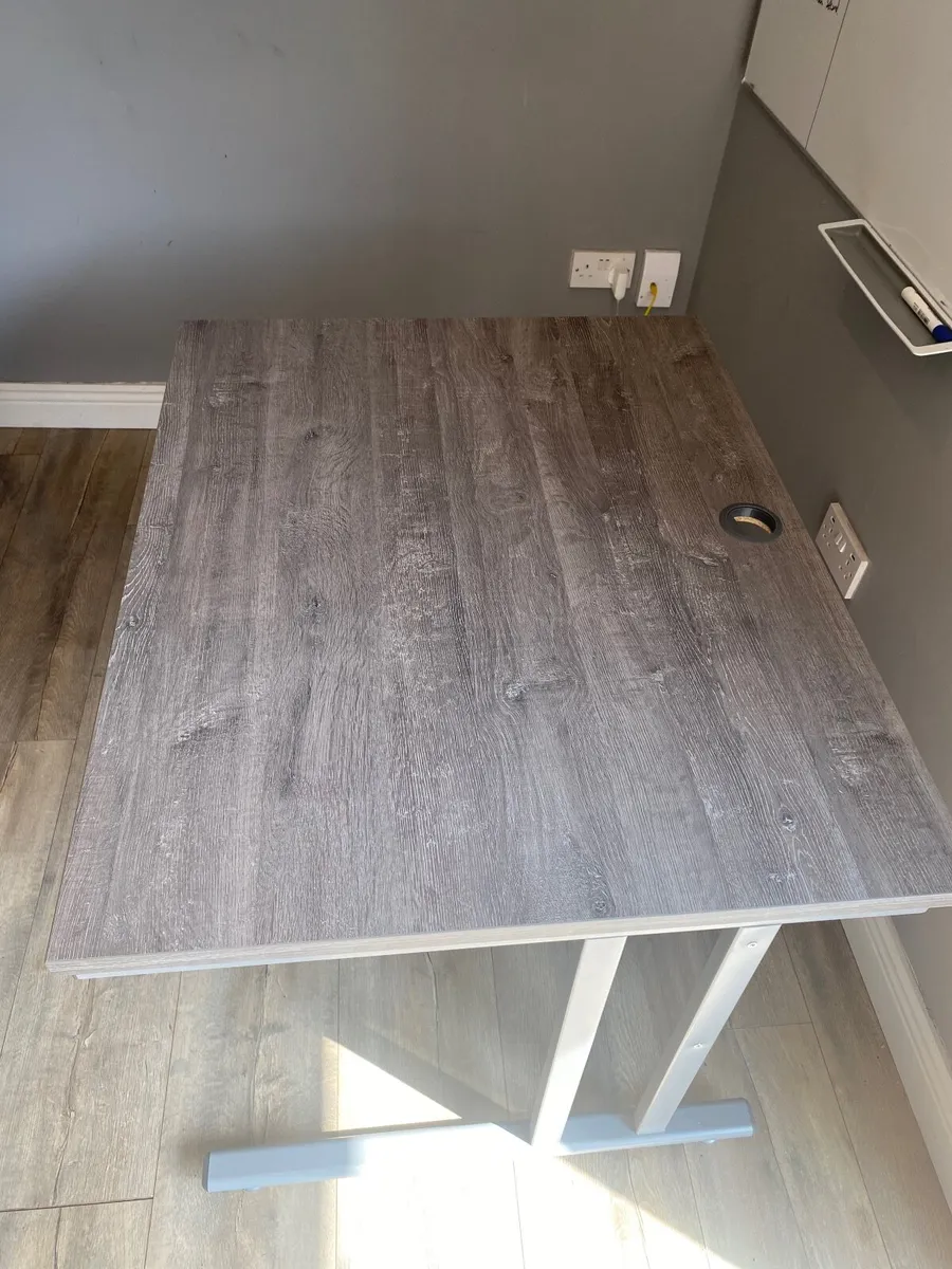 Maestro 25 office desk 1000mm x 800mm - Image 2