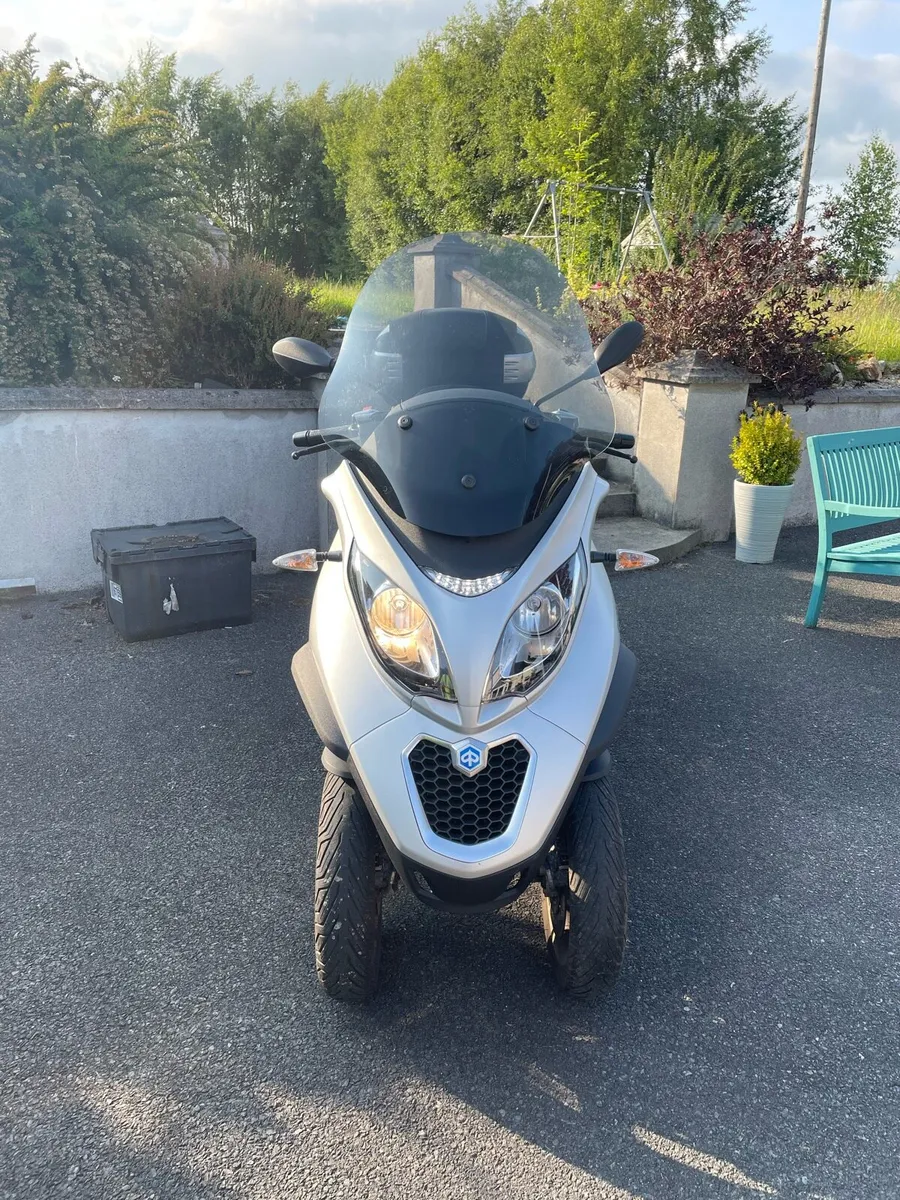 Piaggio MP3 500 IE Sport - Image 3