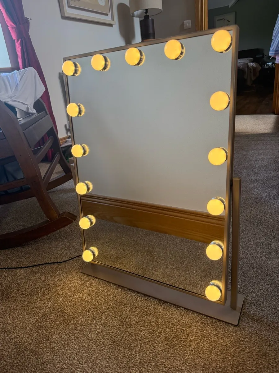 LED vanity mirror - Image 2